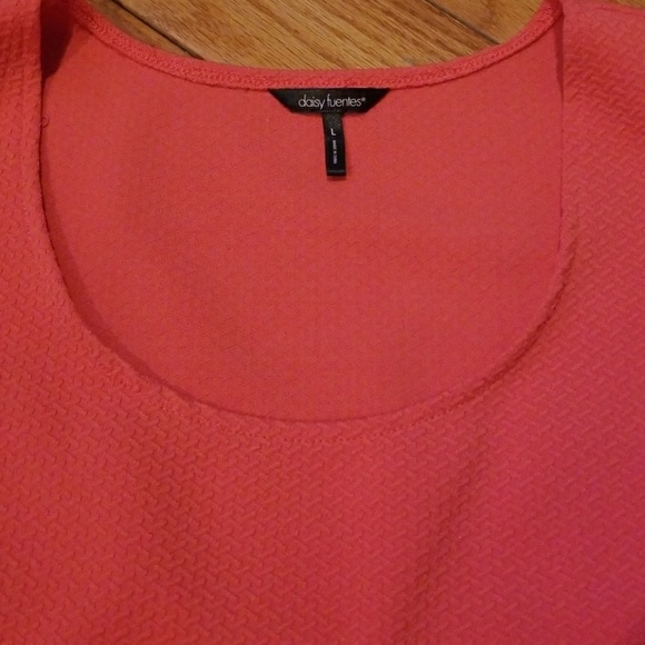 Daisy Fuentes Watermelon Peplum top - Picture 3 of 4